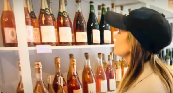 Vanderpump Rules Lala Kent Spots Noughty Sparkling Rosé